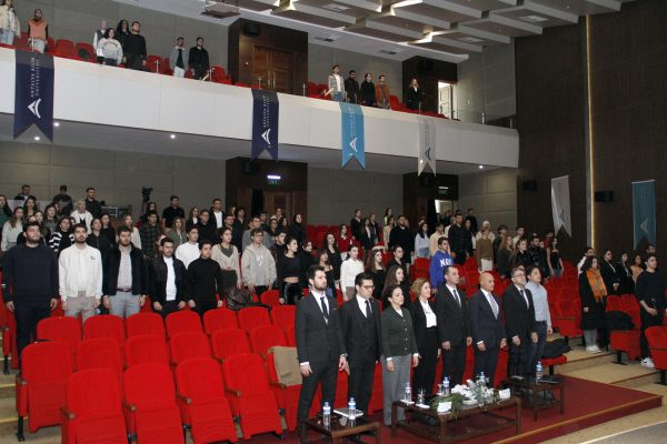 universitemiz-dis-hekimligi-sempozyumuna-ev-sahipligi-yapti6750728e9d740.jpeg