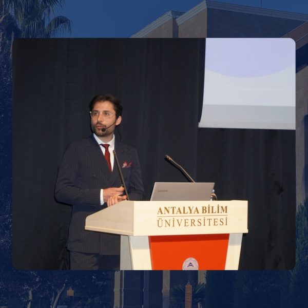 Antalya Bilim Üniversitesi Sağlık Bilimleri Fakültesi’nde Hemşirelik Haftası Sempozyumu Gerçekleştirildi