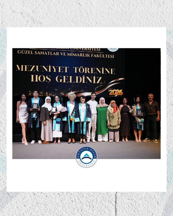 Mezuniyet Törenlerimizin Üçüncü Gününde Güzel Sanatlar ve Mimarlık Fakültesi ile Sağlık Bilimleri Fakültesi Mezunları Coşkuyla Uğurlandı