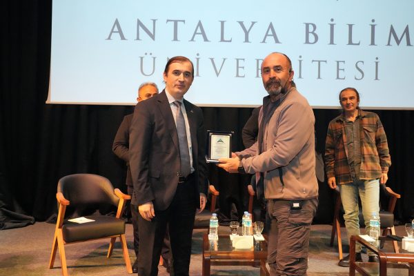 Anadolu'nun Kanatlı Misafirleri Tehlikede!