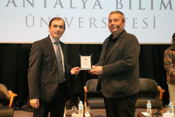 Anadolu'nun Kanatlı Misafirleri Tehlikede!