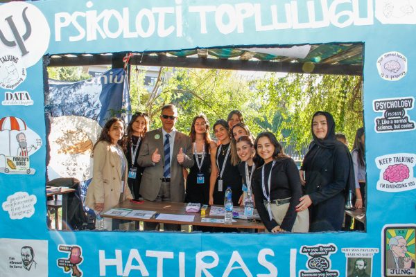 ABÜ'de Şenlik Var! Rektör Hocamız da Aramızda!