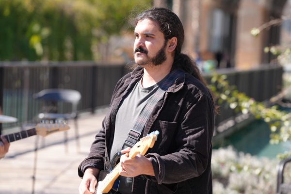 ABÜ Müzik Topluluğundan Barış MANÇO İçin Unutulmaz Anma Konseri