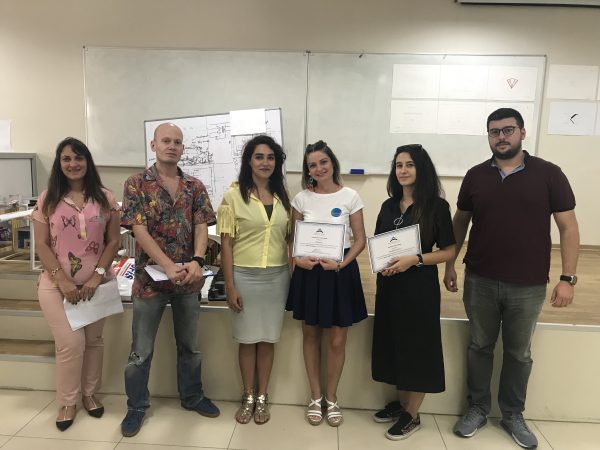 ic-mimarlik-ve-cevre-tasarimi-nin-yuksek-onur-ve-onur-ogrencileri-tebrigi5b1a6983c060e.jpeg
