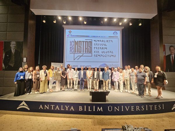 19-mimarlikta-sayisal-tasarim-sempozyumu-mstas-2025-antalya-bilim-universitesi-nde-gerceklestirildi686f7e016faa5.jpeg