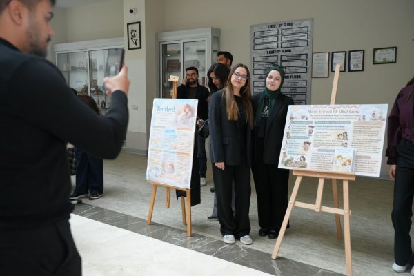 gelisim-psikolojisi-teorilerinden-hikayelere-cocuk-kitabi-sergisi-gerceklesti69c3ec4d90921.jpeg