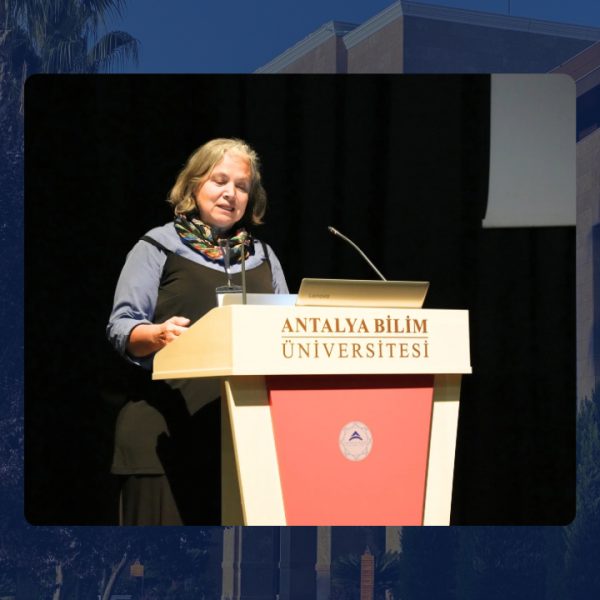 sitd-xx1-lisanustu-konferansi-universitemizde-gerceklestirildi-168232eb3c61e3.jpeg