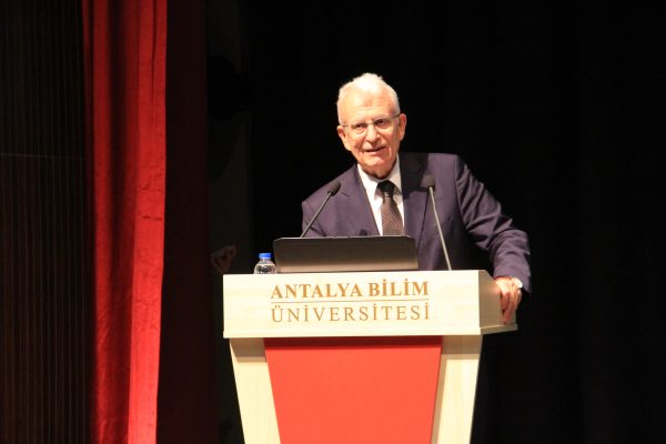 Mühendislik Fakültesi Akademik Kurul Buluşması