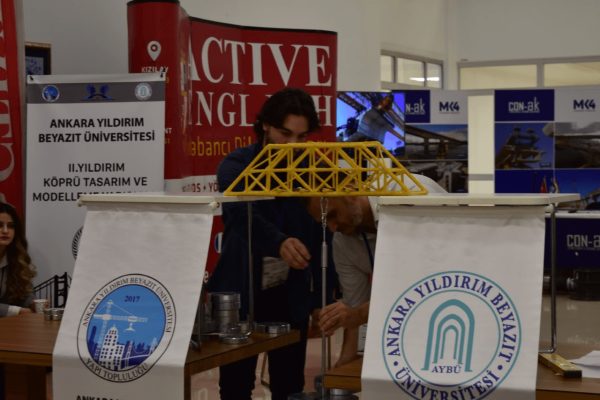 Üniversite Öğrencilerimizin Başarısı