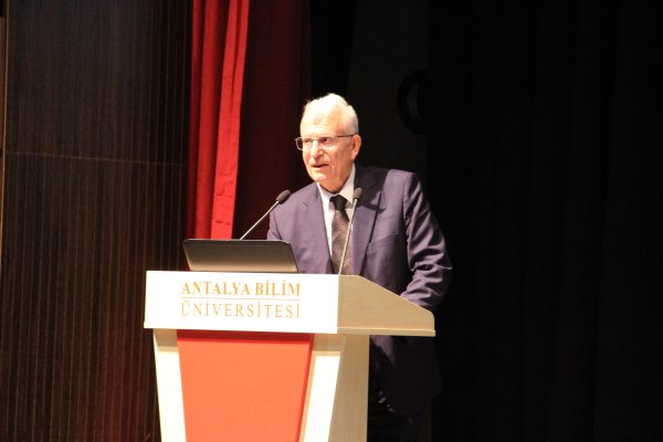 Mühendislik Fakültesi Akademik Kurul Buluşması