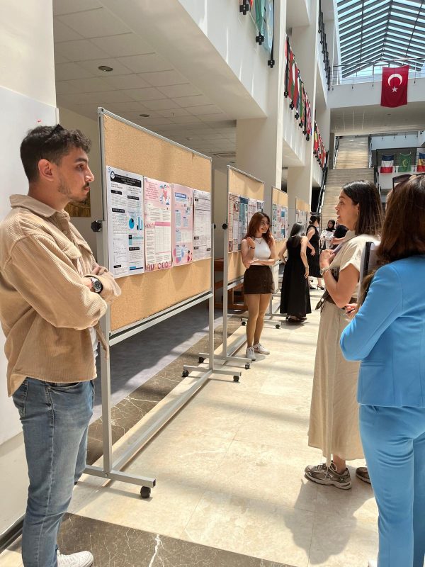 poster-sergisi-etkinligi6a0717bbc330c.jpeg