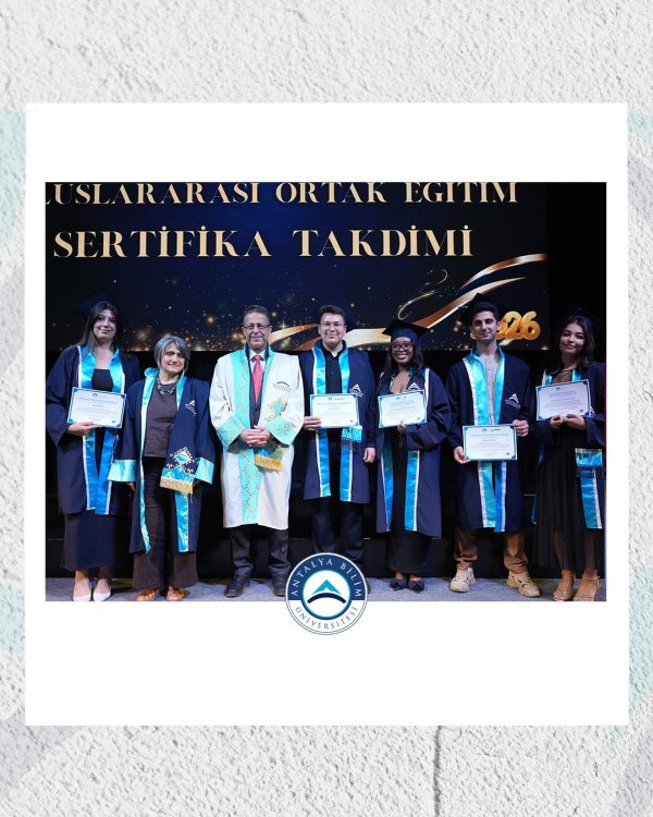 Antalya Bilim Üniversitesi Mezunlarını Yeni Kariyer Yolculuklarına Uğurladı