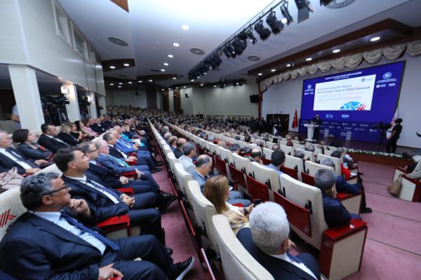 Antalya Bilim Üniversitesi "COP31 Yolunda Bilim Diplomasisi" Programında