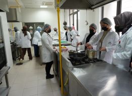 DEPARTMENT OF NUTRITION AND DIETETICS NUTRITIONAL PRINCIPLES AND APPLICATIONS LABORATORY PHOTOS