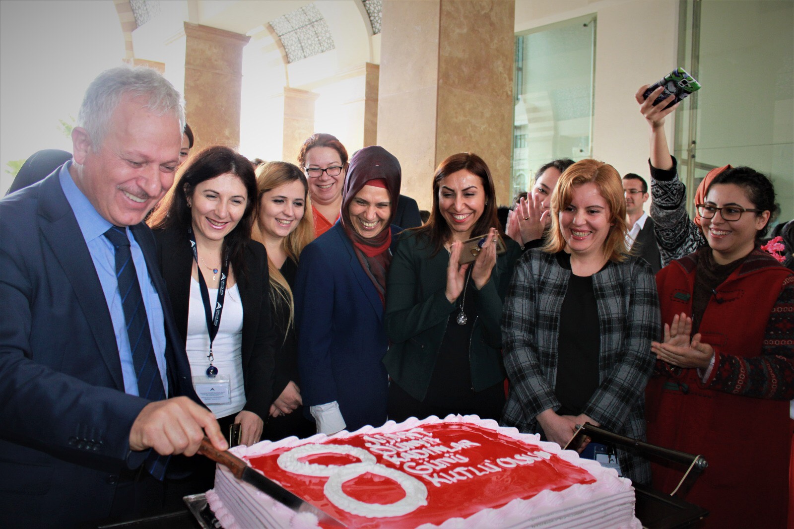 8 Mart Dünya Kadınlar Günü Kutlandı