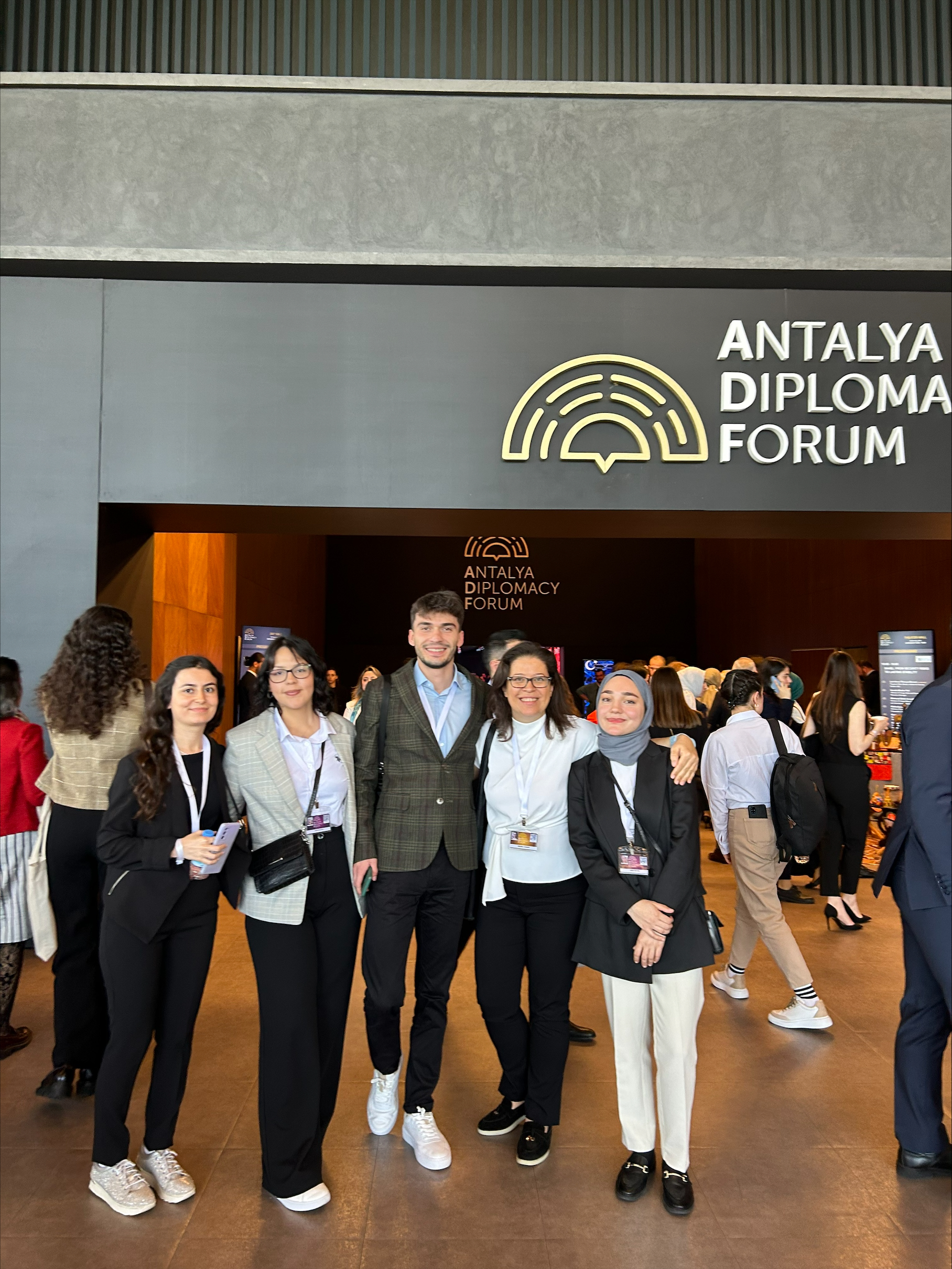 Our students participated to the 3rd Antalya Diplomacy Forum.