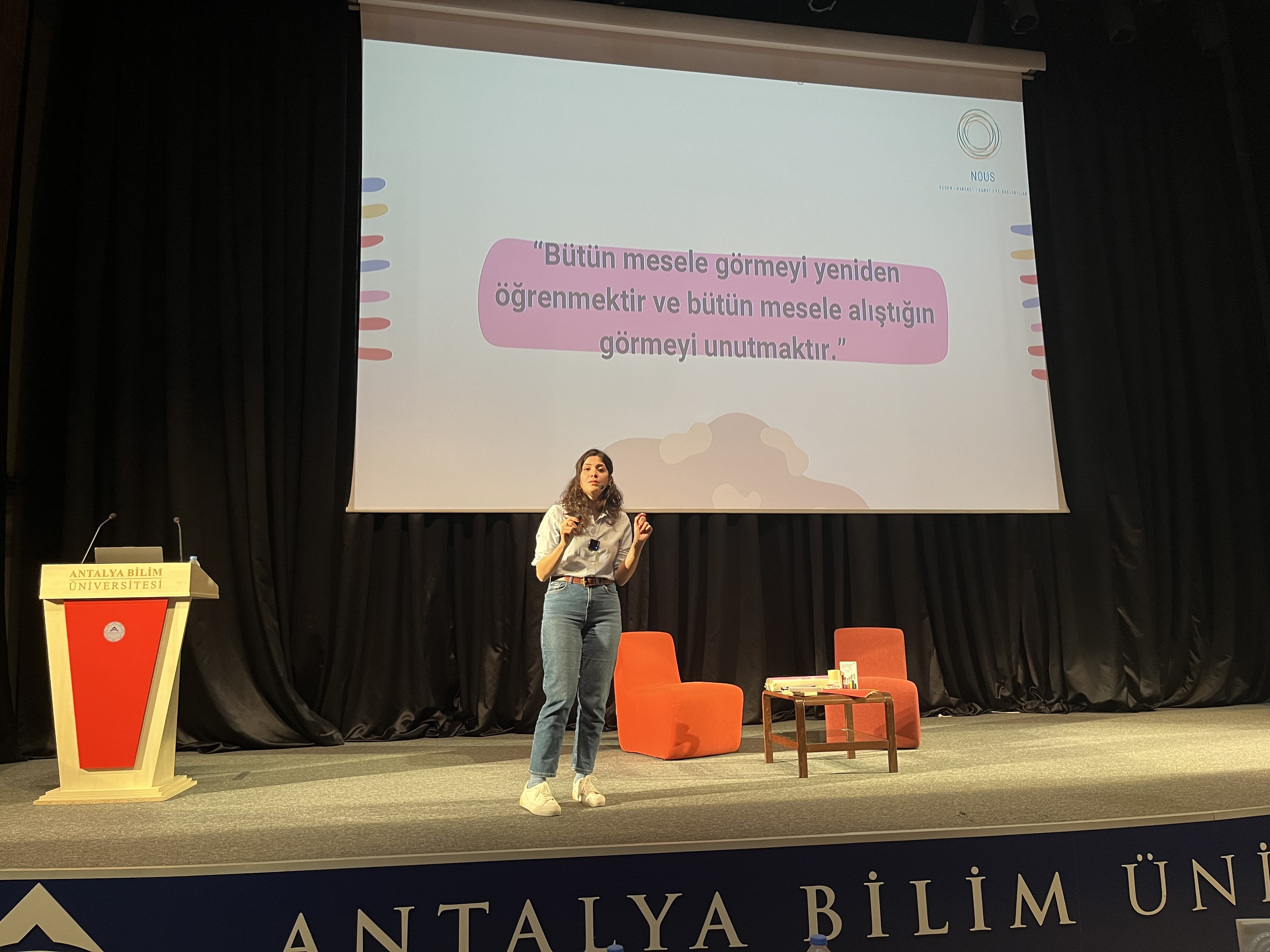 Psikoloji ve Sanat: Dışavurumcu Sanat Terapisi ile Tanışma