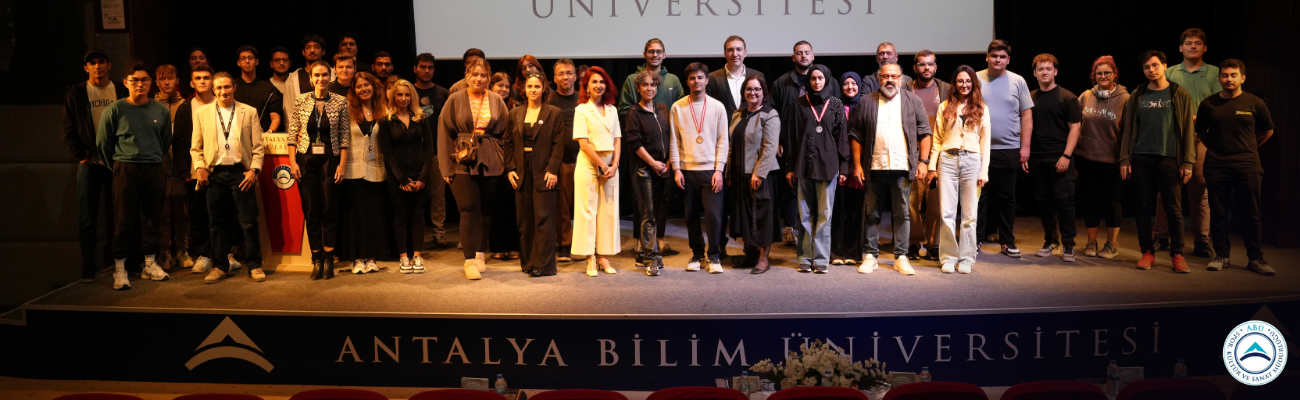 Üniversitemizde Cumhuriyetimizin 102. Yılı Coşkuyla Kutlandı